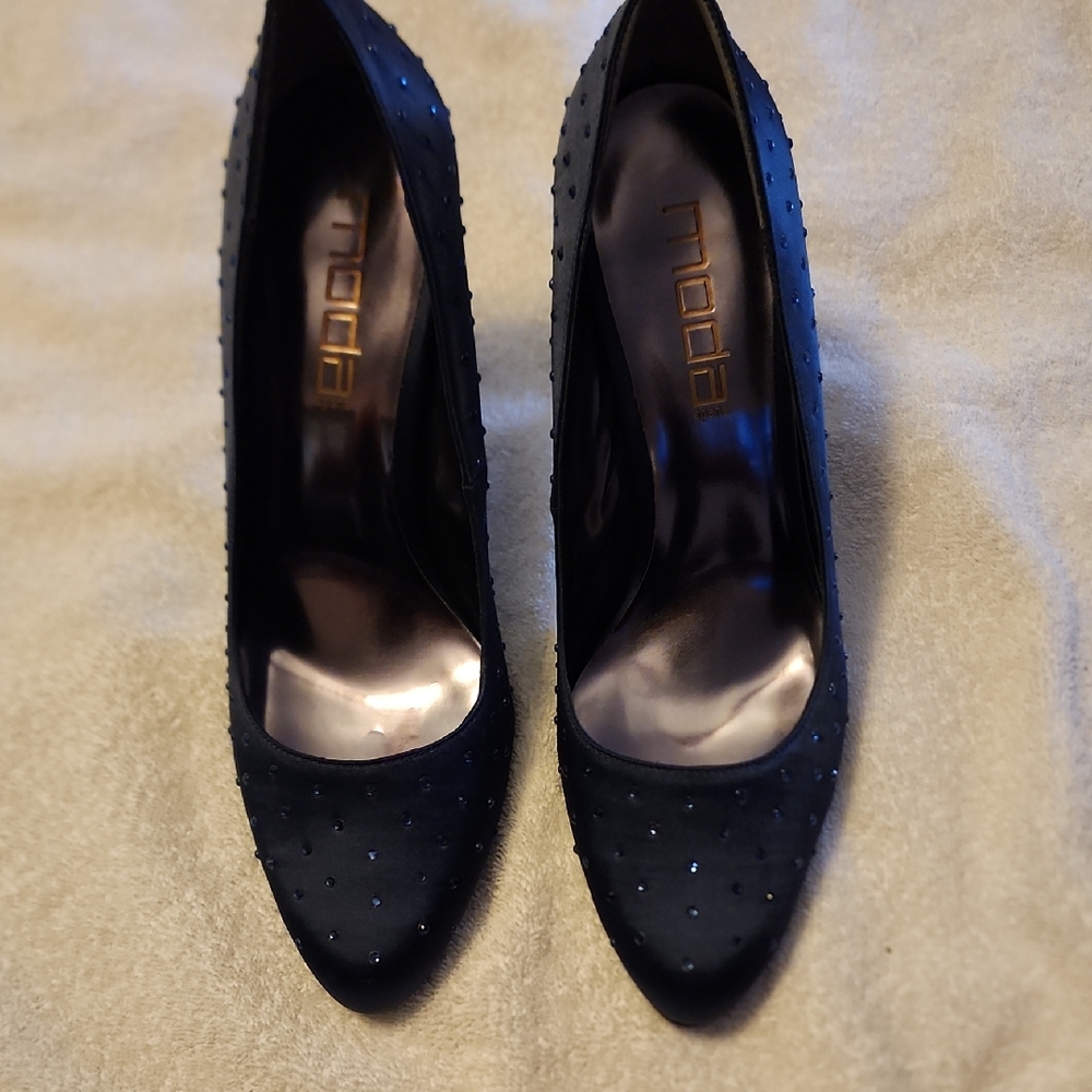 Moda Black Studded Heels